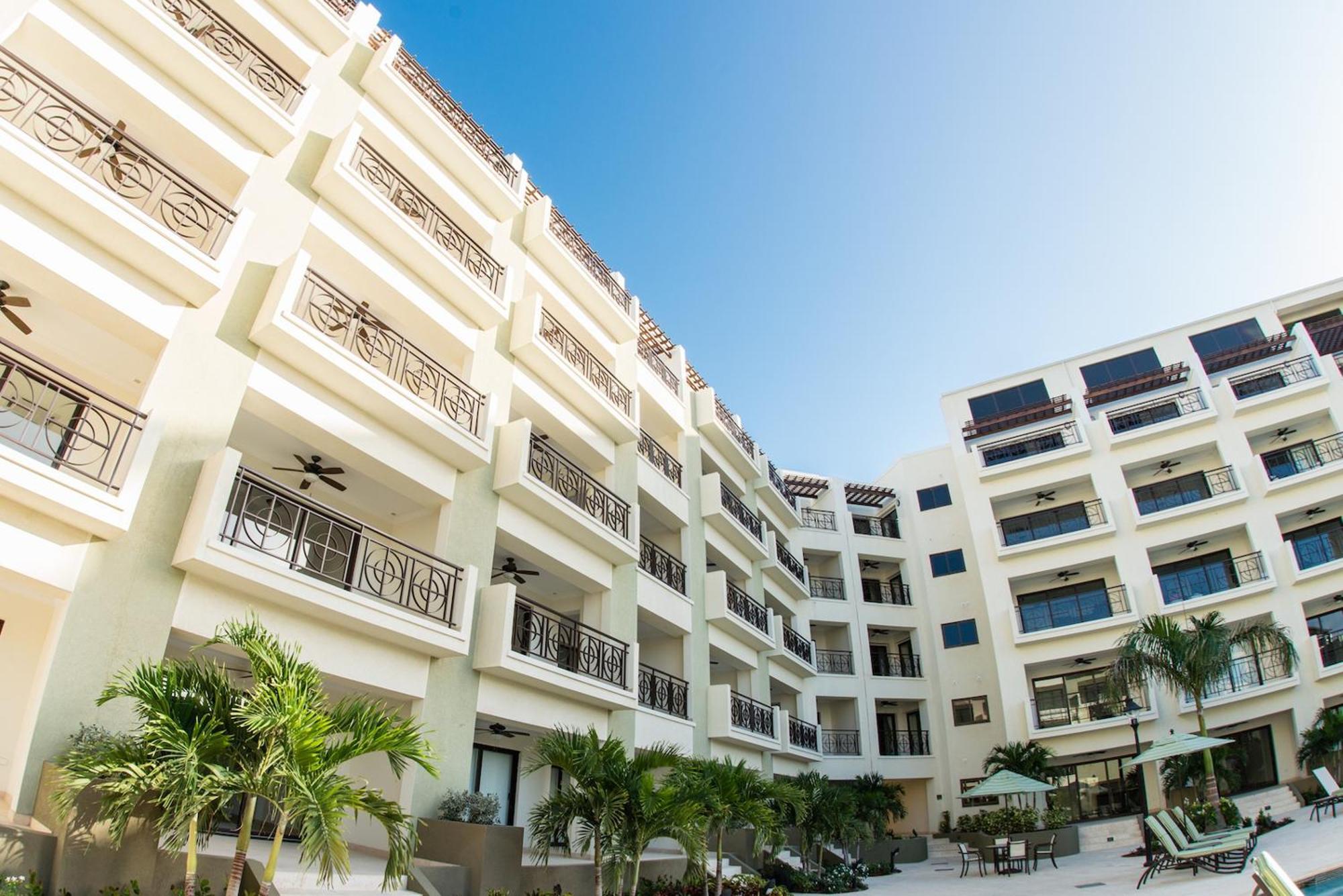 Palmaruba Condos Palm Beach Bagian luar foto