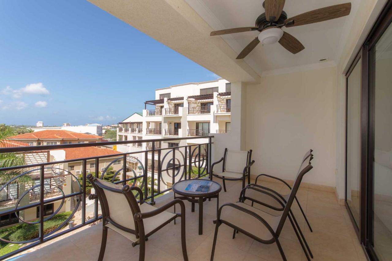 Palmaruba Condos Palm Beach Bagian luar foto
