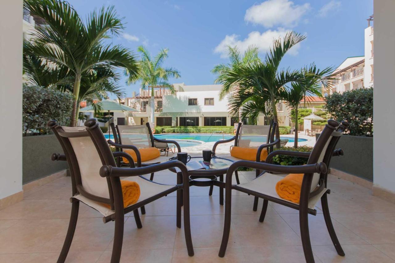 Palmaruba Condos Palm Beach Bagian luar foto